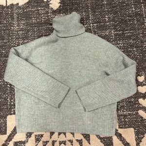 H&M turtle neck sweater